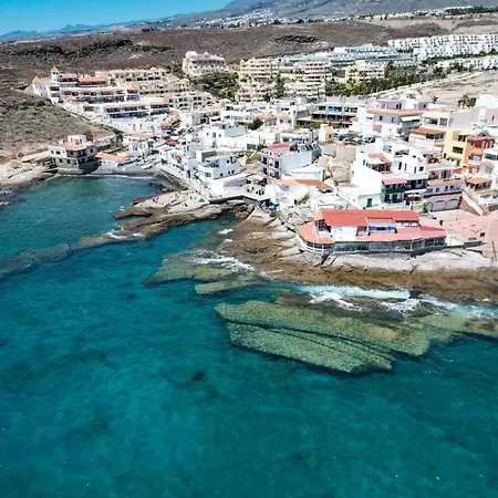 Hidalgos Hideaway - La Caleta