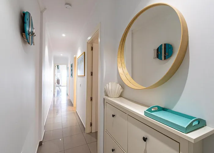 Hidalgos Hideaway - La Caleta *